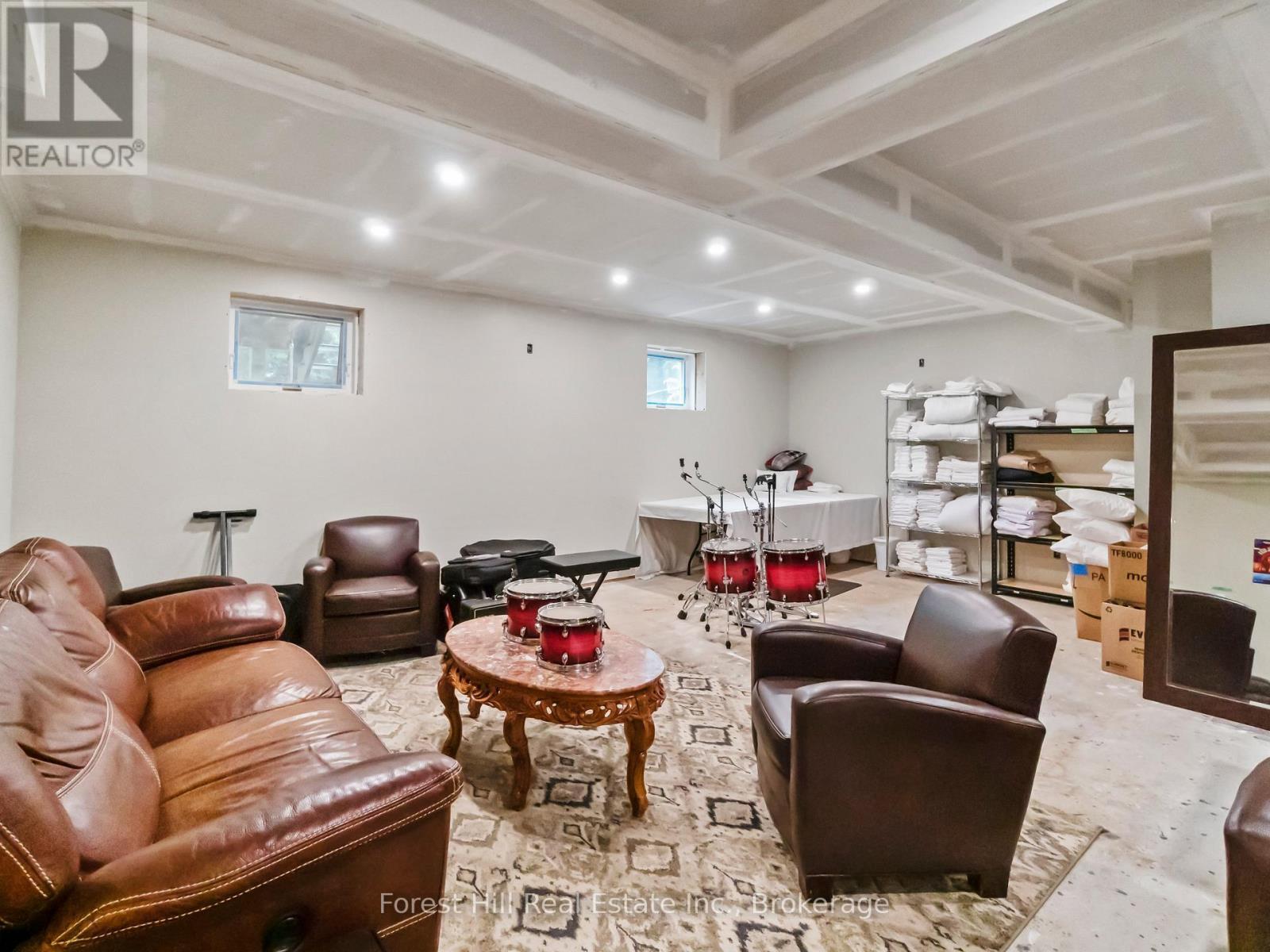 1326 Kawagama Lake Road, Algonquin Highlands (Sherborne), ON - Indoor Photo Showing Basement