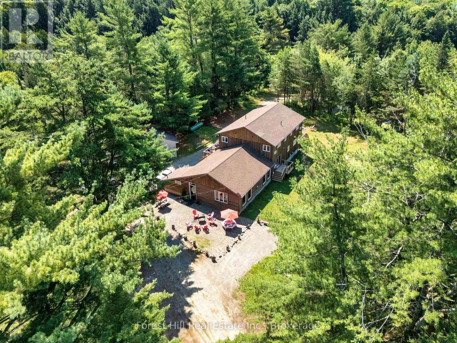 1326 Kawagama Lake Road, Algonquin Highlands (Sherborne), ON - Outdoor