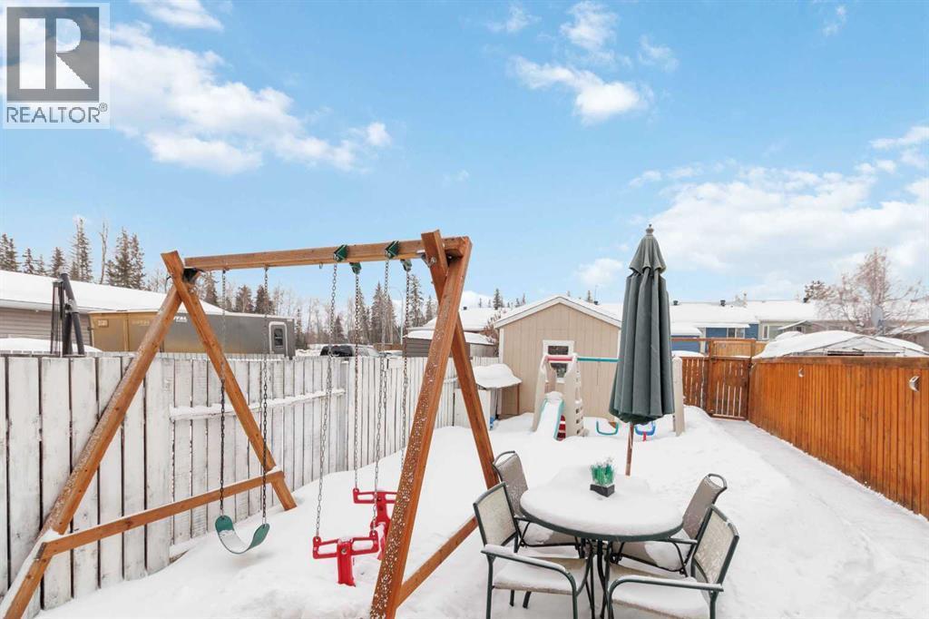 109 Ross Street, Fort Mcmurray, AB - Outdoor With Deck Patio Veranda