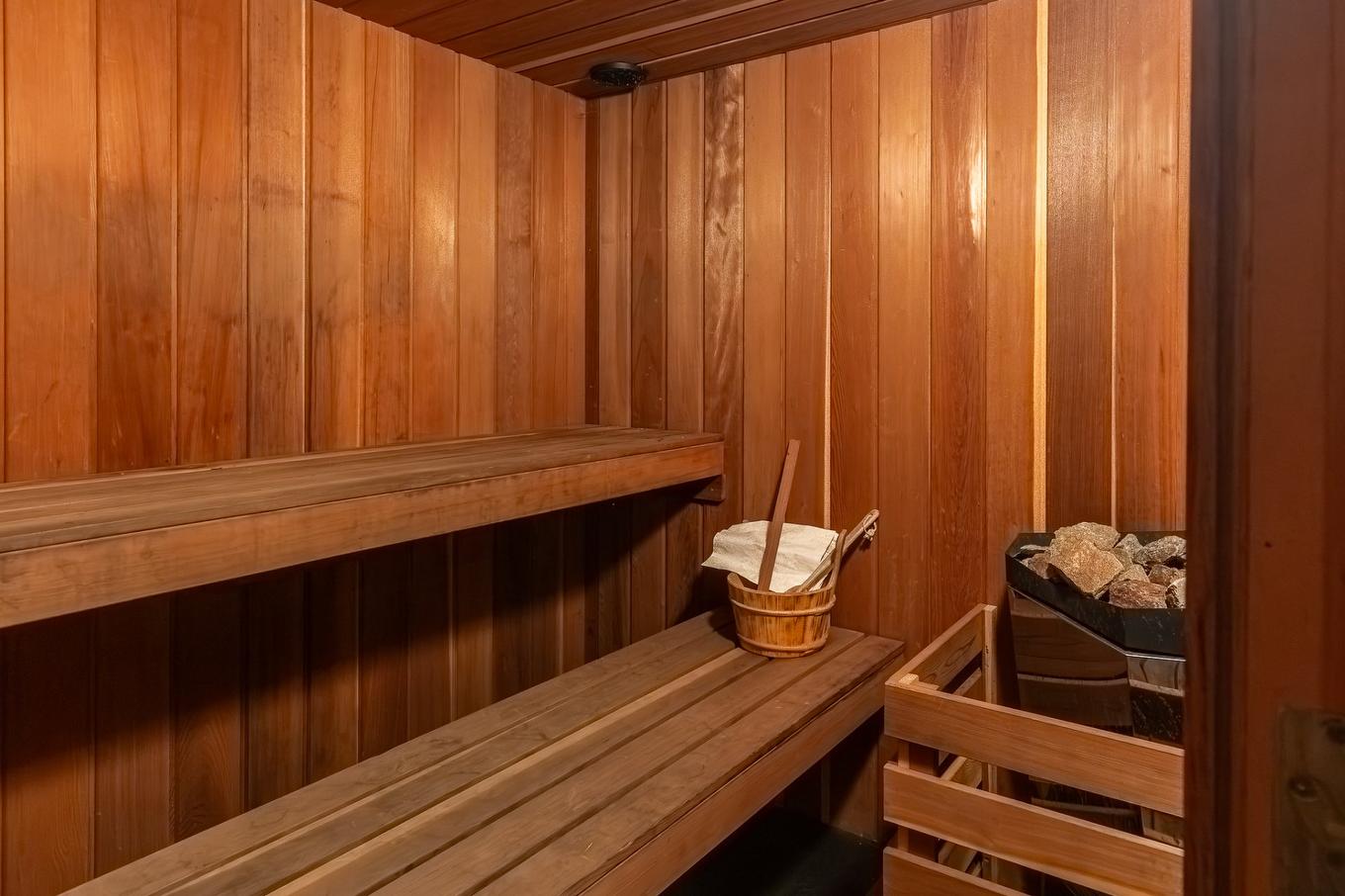 Sauna - 514 Rue Notre-Dame E., Thetford Mines, QC - Indoor Photo Showing Other Room