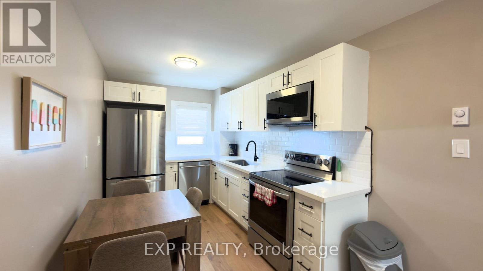 1515 Dufferin Street, Whitby, ON - Indoor Photo Showing Kitchen With Stainless Steel Kitchen