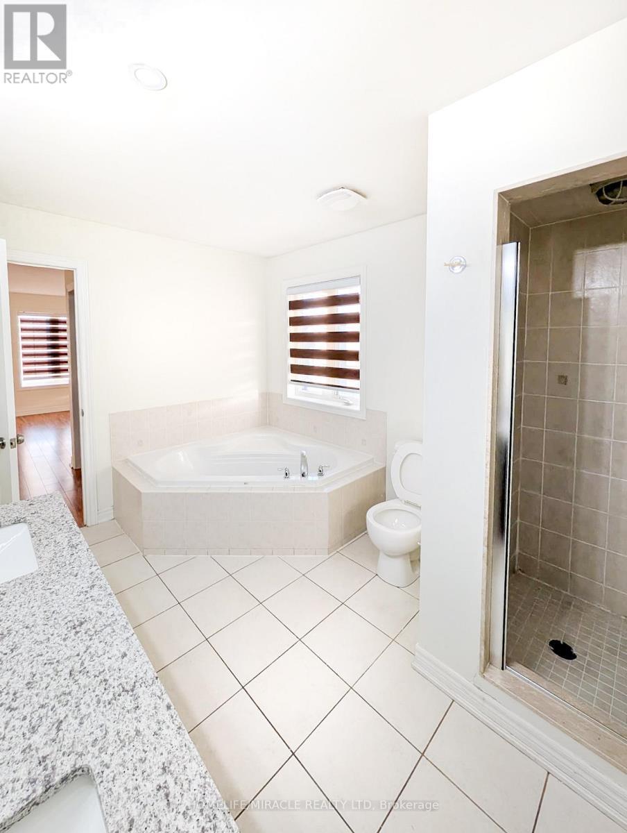 37 Calm Waters Crescent, Brampton, ON - Indoor Photo Showing Bathroom