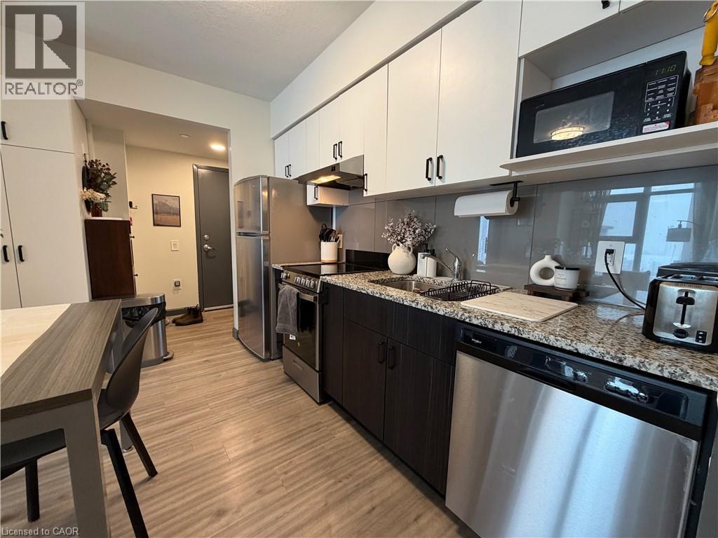 239 Albert Street Unit# 1903, Waterloo, ON - Indoor Photo Showing Kitchen With Upgraded Kitchen