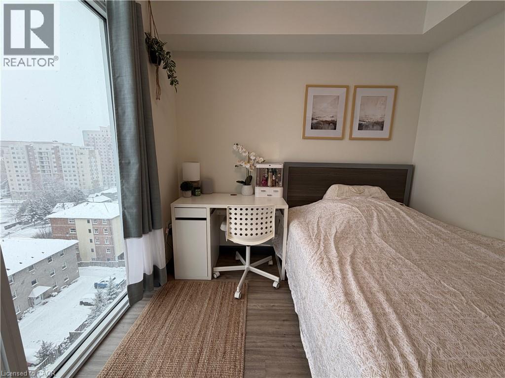 239 Albert Street Unit# 1903, Waterloo, ON - Indoor Photo Showing Bedroom