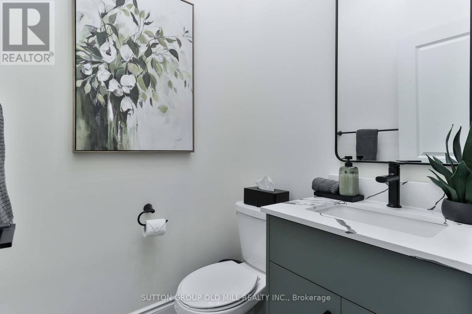 17 Bellefond Street, Vaughan, ON - Indoor Photo Showing Bathroom