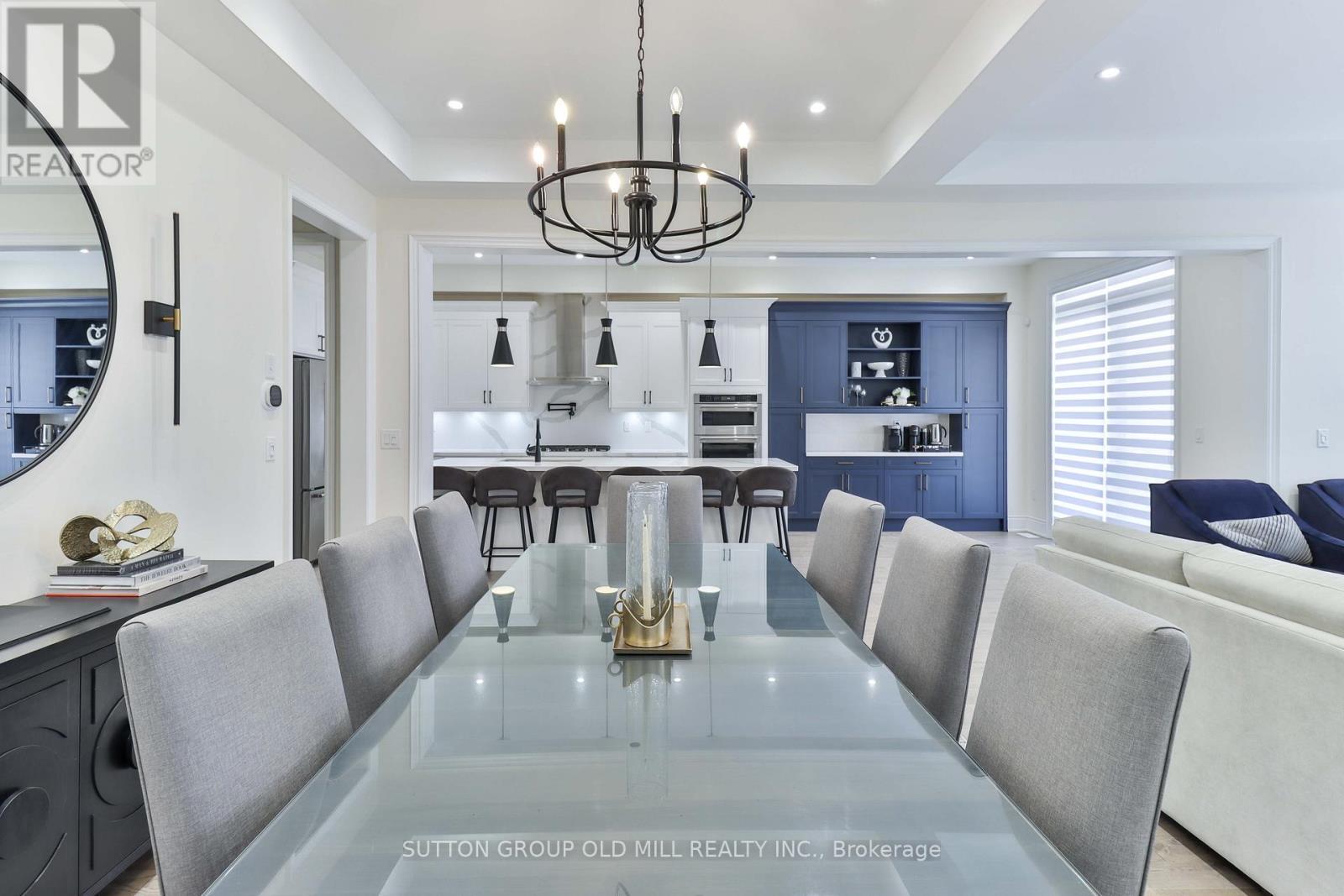 17 Bellefond Street, Vaughan, ON - Indoor Photo Showing Dining Room