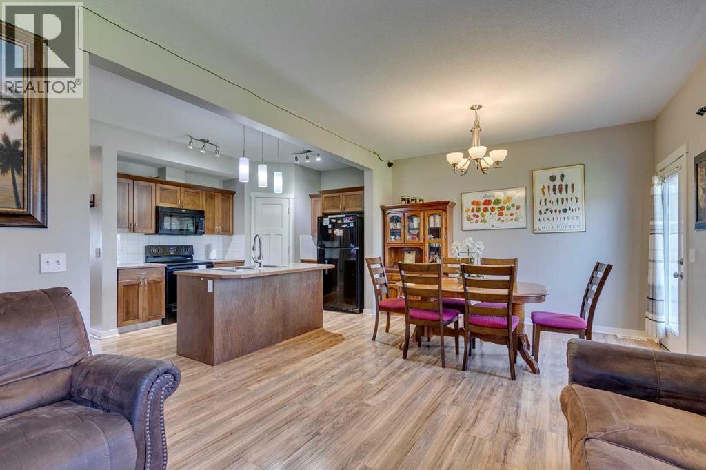 43 Sunrise Crescent Ne, High River, AB - Indoor