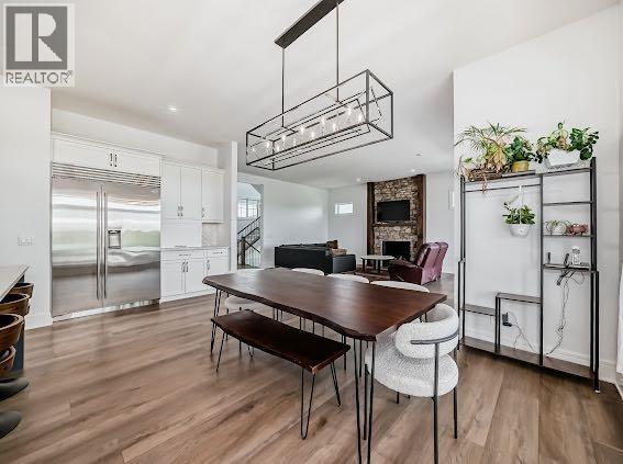 60 Junegrass Terrace, Rural Rocky View County, AB - Indoor Photo Showing Dining Room
