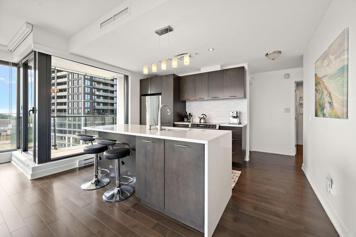 Kitchen - 803-299 Rue De La Rotonde, Montréal (Verdun/Île-Des-Soeurs), QC - Indoor Photo Showing Kitchen With Upgraded Kitchen
