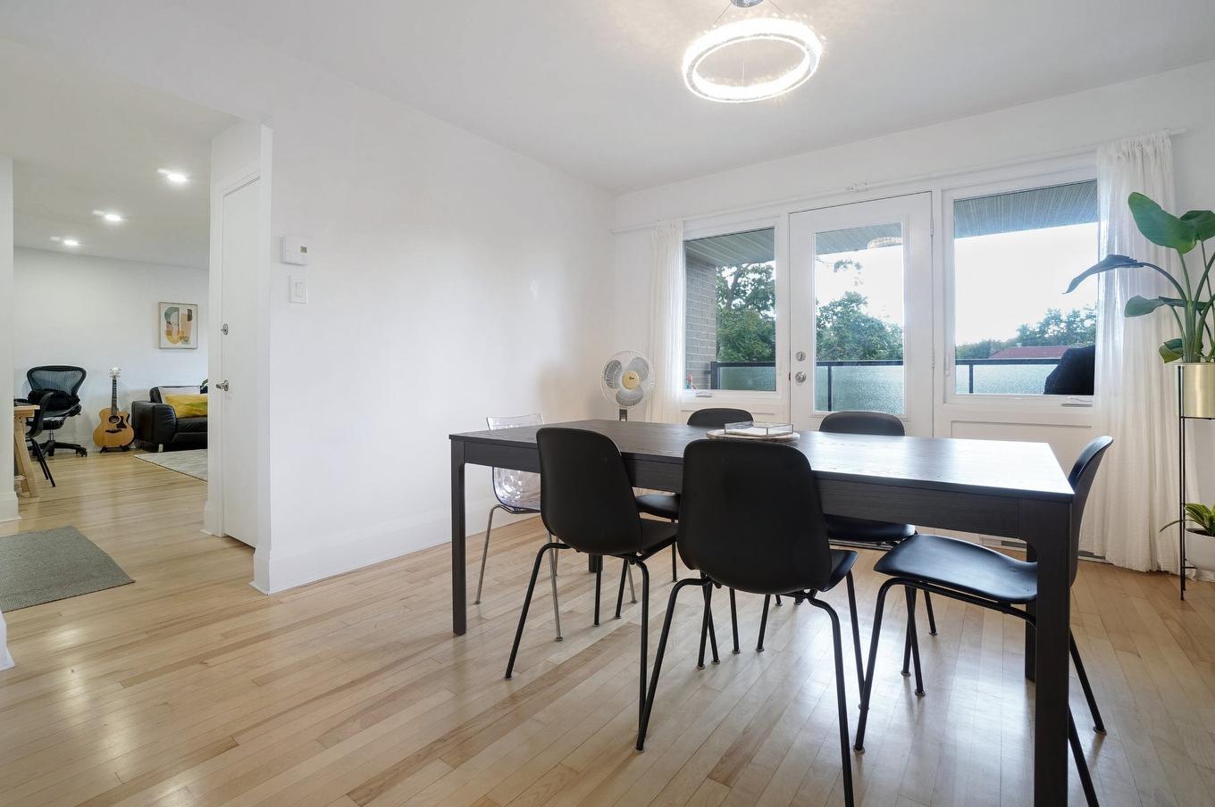 Salle à manger - 2332 - 2334 Ch. De Dunkirk, Mont-Royal, QC - Indoor Photo Showing Dining Room
