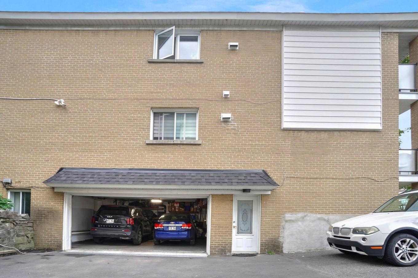 Grange - 2332 - 2334 Ch. De Dunkirk, Mont-Royal, QC - Outdoor With Exterior