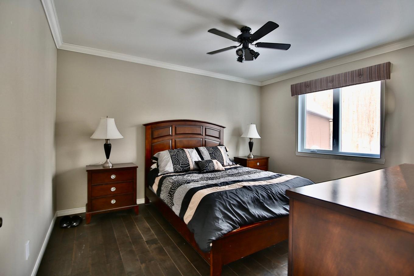 Chambre à coucher principale - 34 Rue Desaulniers, Shefford, QC - Indoor Photo Showing Bedroom