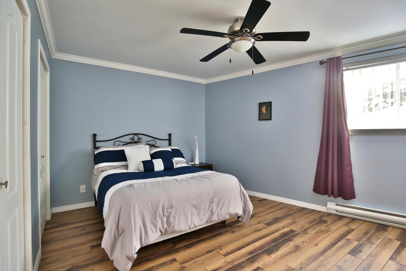 Chambre à coucher - 34 Rue Desaulniers, Shefford, QC - Indoor Photo Showing Bedroom