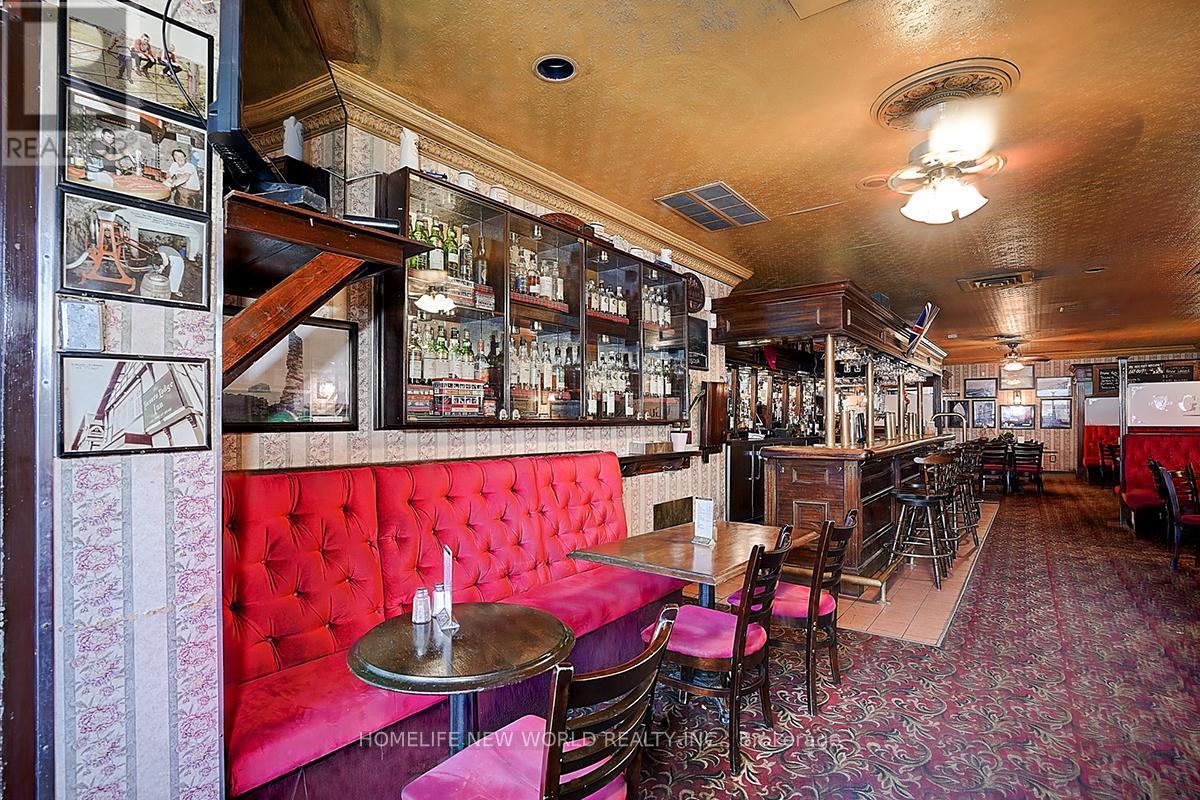 962 Kingston Road, Toronto, ON