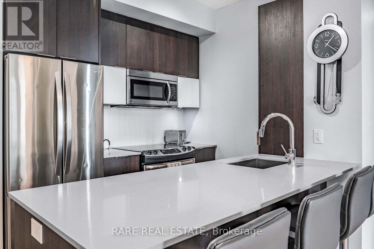 2404 - 56 Annie Craig Drive, Toronto, ON - Indoor Photo Showing Kitchen With Stainless Steel Kitchen With Upgraded Kitchen