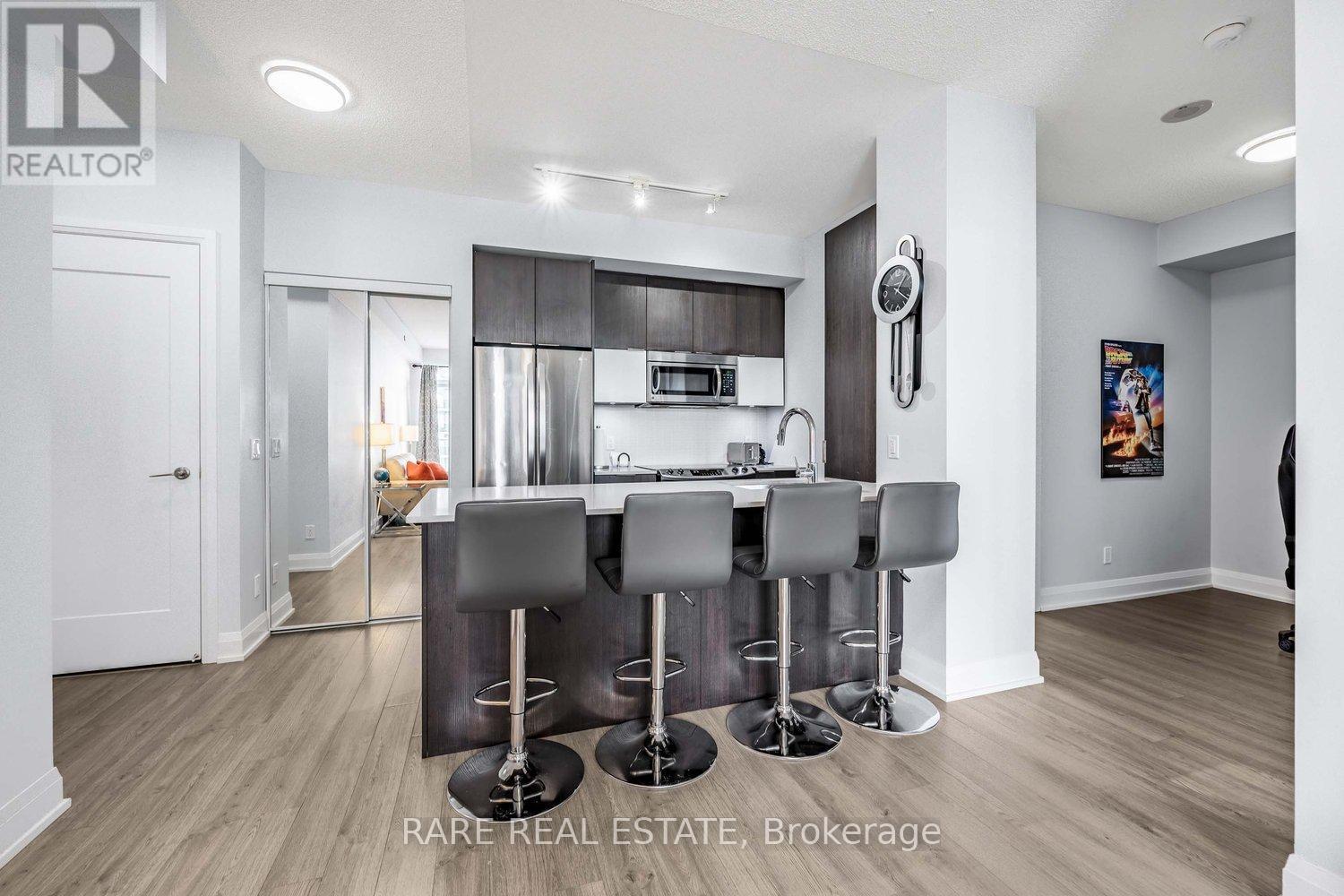2404 - 56 Annie Craig Drive, Toronto, ON - Indoor Photo Showing Kitchen With Stainless Steel Kitchen With Upgraded Kitchen