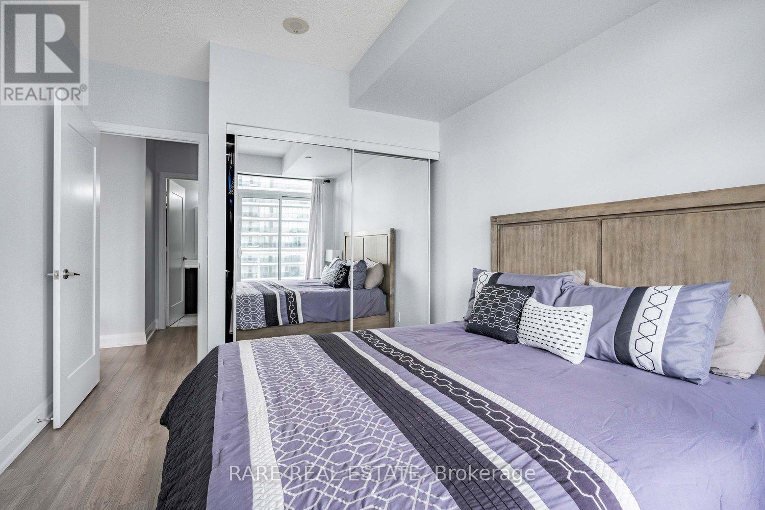 2404 - 56 Annie Craig Drive, Toronto, ON - Indoor Photo Showing Bedroom