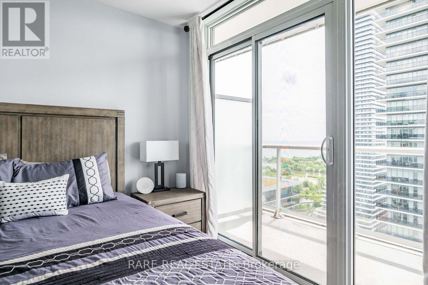 2404 - 56 Annie Craig Drive, Toronto, ON - Indoor Photo Showing Bedroom