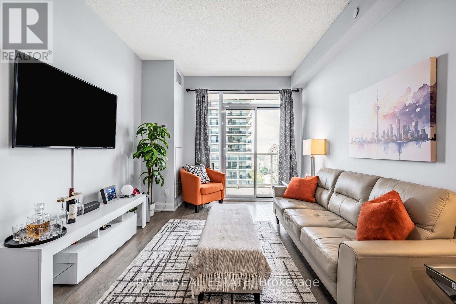 2404 - 56 Annie Craig Drive, Toronto, ON - Indoor Photo Showing Living Room