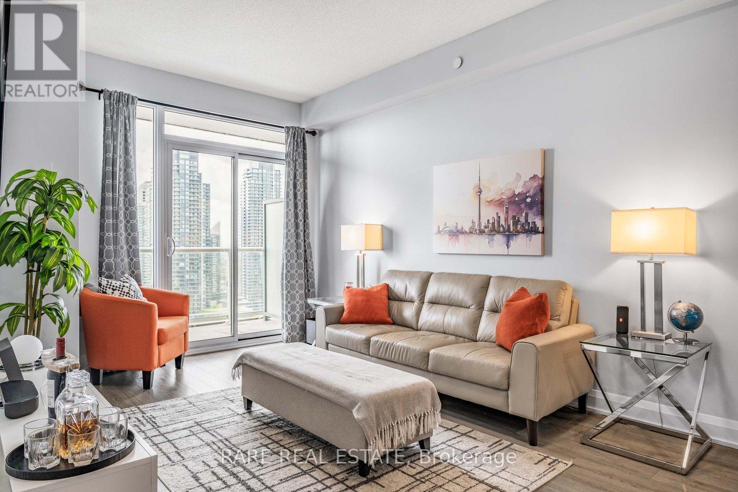 2404 - 56 Annie Craig Drive, Toronto, ON - Indoor Photo Showing Living Room