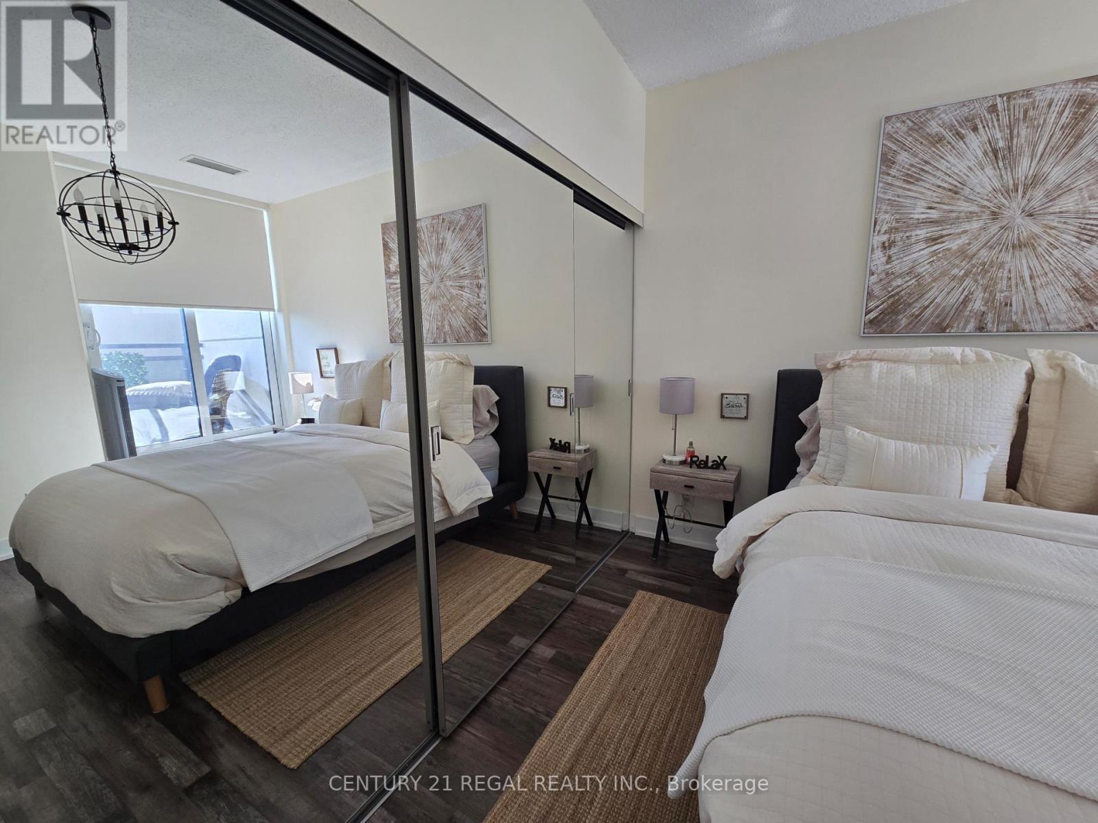 229 - 2 Eva Road, Toronto, ON - Indoor Photo Showing Bedroom