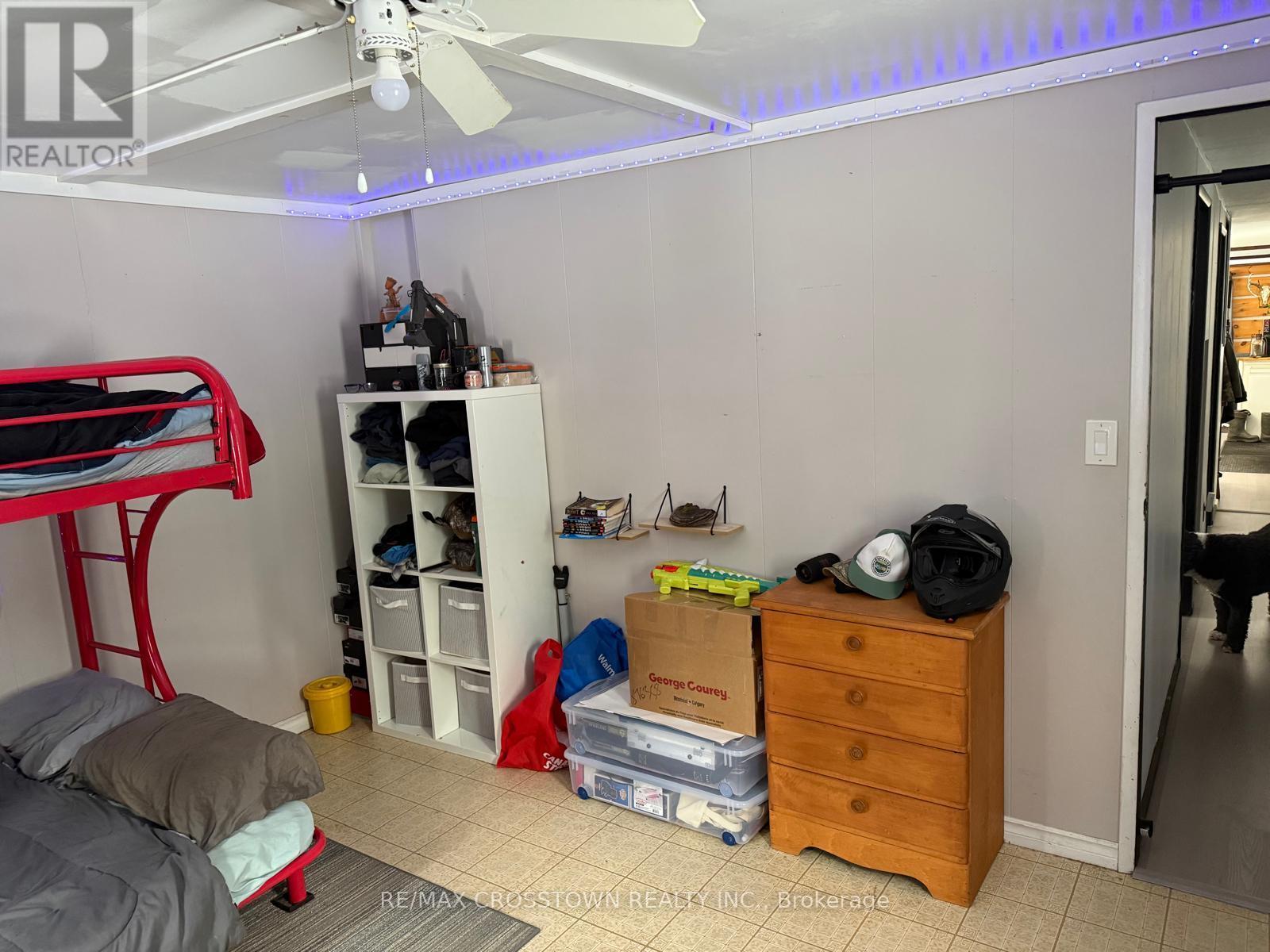 510 South Horn Lake Road, Armour, ON - Indoor