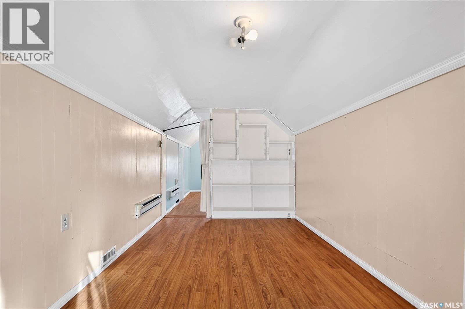 222 Lillooet Street W, Moose Jaw, SK - Indoor Photo Showing Other Room