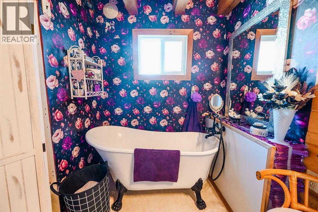 11401 800 Township, Rural Saddle Hills County, AB - Indoor Photo Showing Bathroom