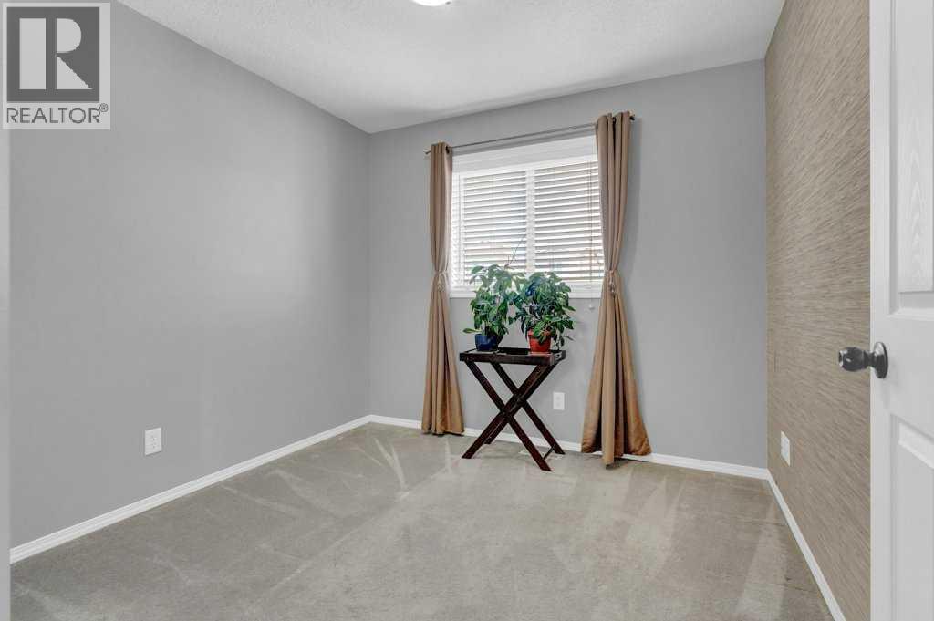 241 Covemeadow Road Ne, Calgary, AB - Indoor Photo Showing Other Room