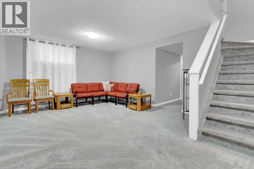 241 Covemeadow Road Ne, Calgary, AB - Indoor Photo Showing Other Room