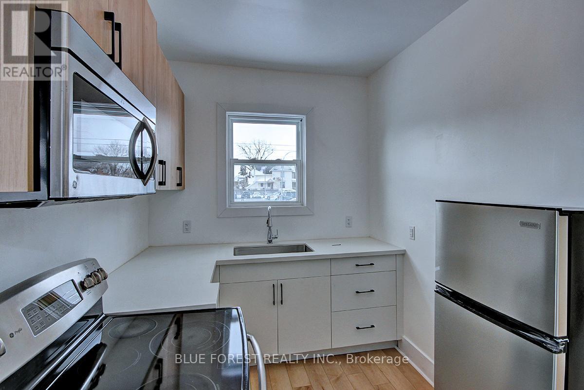 22 Cross Street, Chatham-Kent (Chatham), ON - Indoor