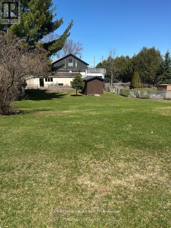 1105 Bronx Street, Pembroke, ON