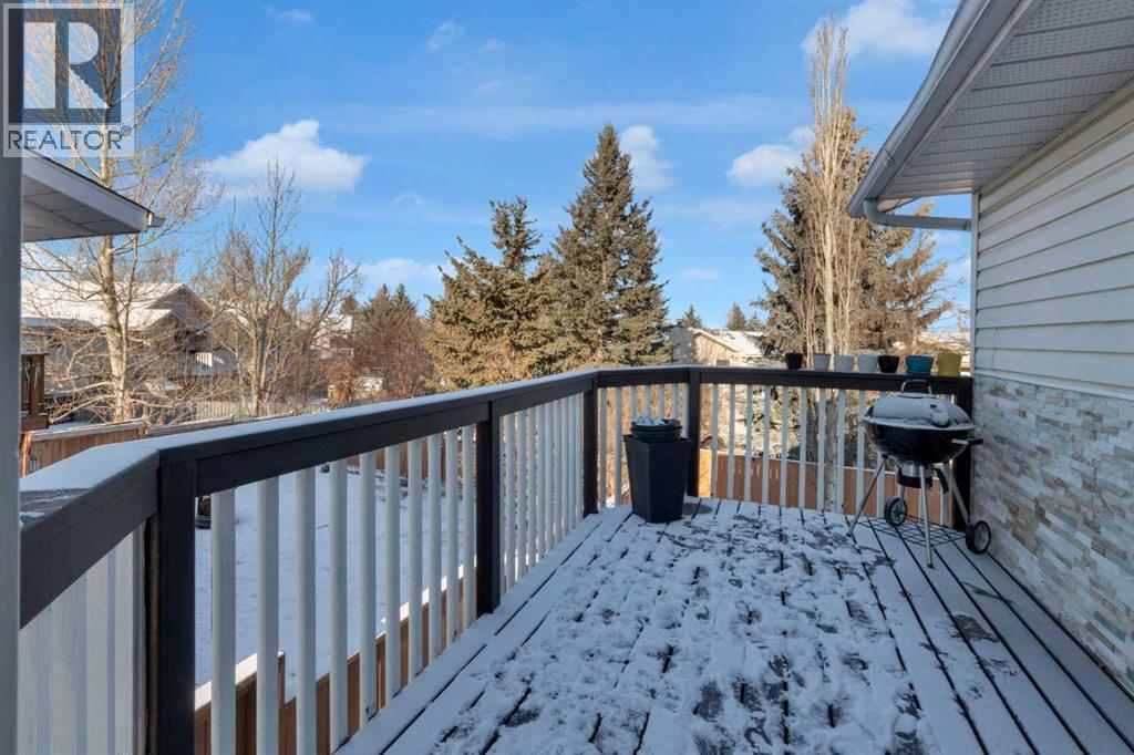 UPPER DECK - 40 Hunters Gate, Okotoks, AB - Outdoor With Exterior