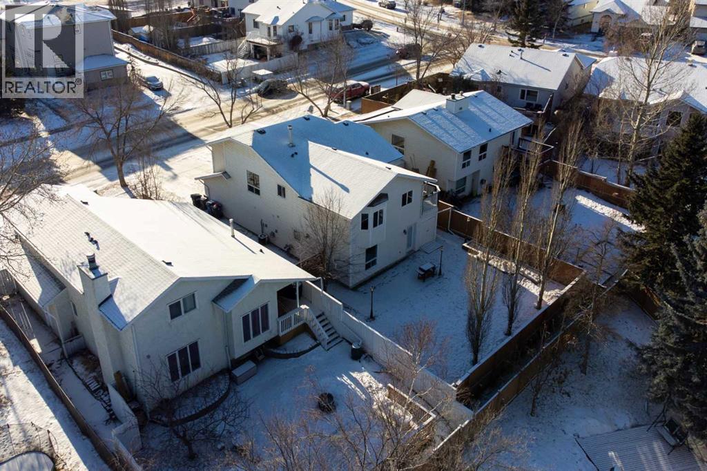 40 Hunters Gate, Okotoks, AB - Outdoor