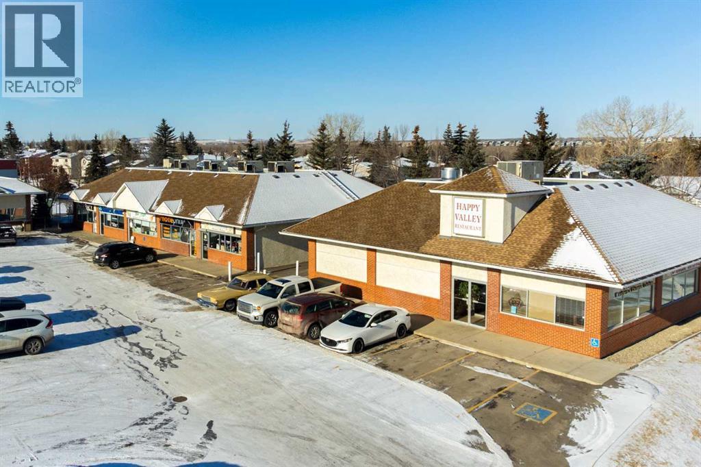 40 Hunters Gate, Okotoks, AB - Outdoor