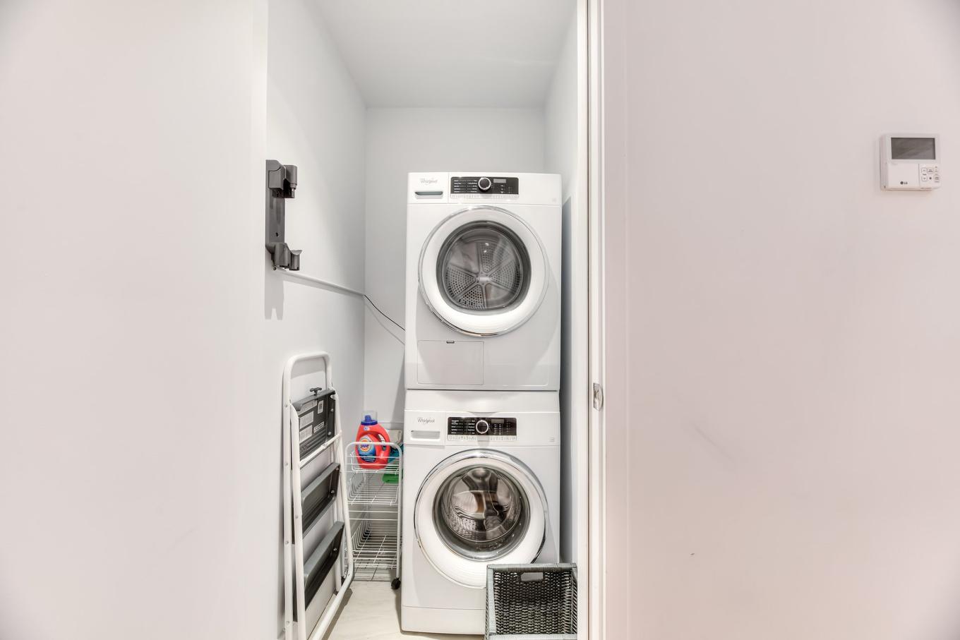 Laundry room - 808-1188 Av. Union, Montréal (Ville-Marie), QC - Indoor Photo Showing Laundry Room