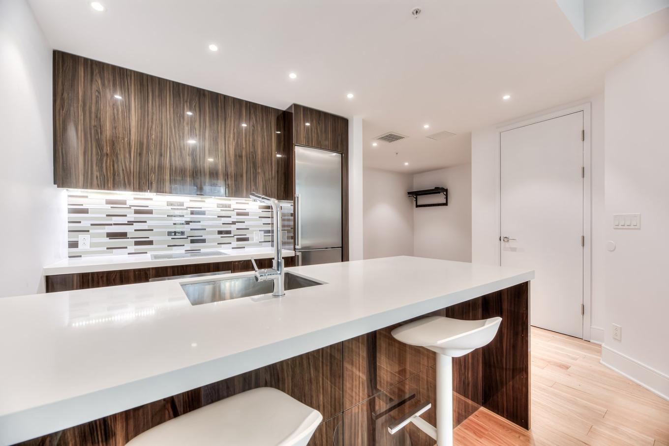 Kitchen - 808-1188 Av. Union, Montréal (Ville-Marie), QC - Indoor Photo Showing Other Room