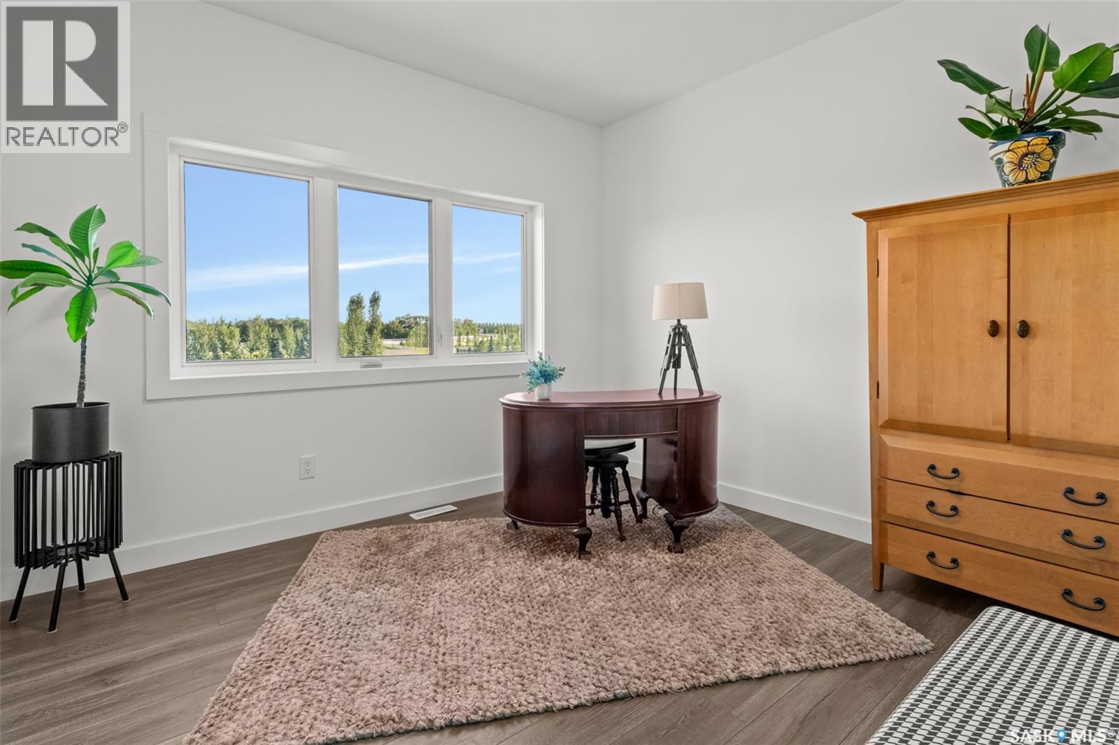 Grandview Trail, Corman Park Rm No. 344, SK - Indoor