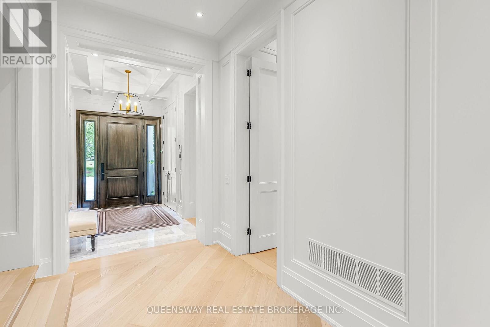 2600 17Th Sideroad, King, ON - Indoor Photo Showing Other Room