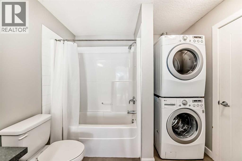 225, 20 Royal Oak Plaza Nw, Calgary, AB - Indoor Photo Showing Laundry Room