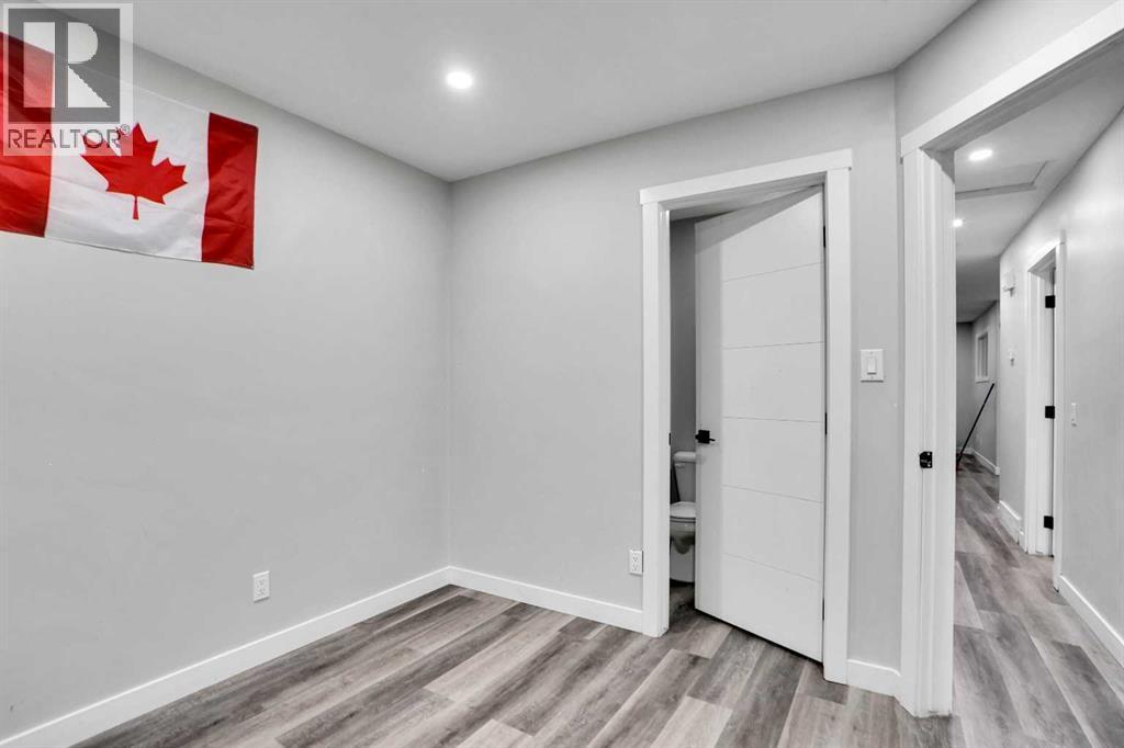 6081 Martingrove Road Ne, Calgary, AB - Indoor Photo Showing Other Room