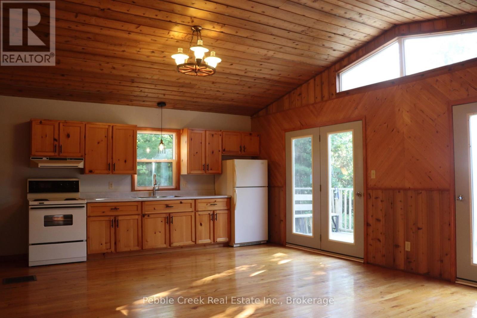 84433 Sunrise Drive, Ashfield-Colborne-Wawanosh (Ashfield), ON - Indoor Photo Showing Kitchen