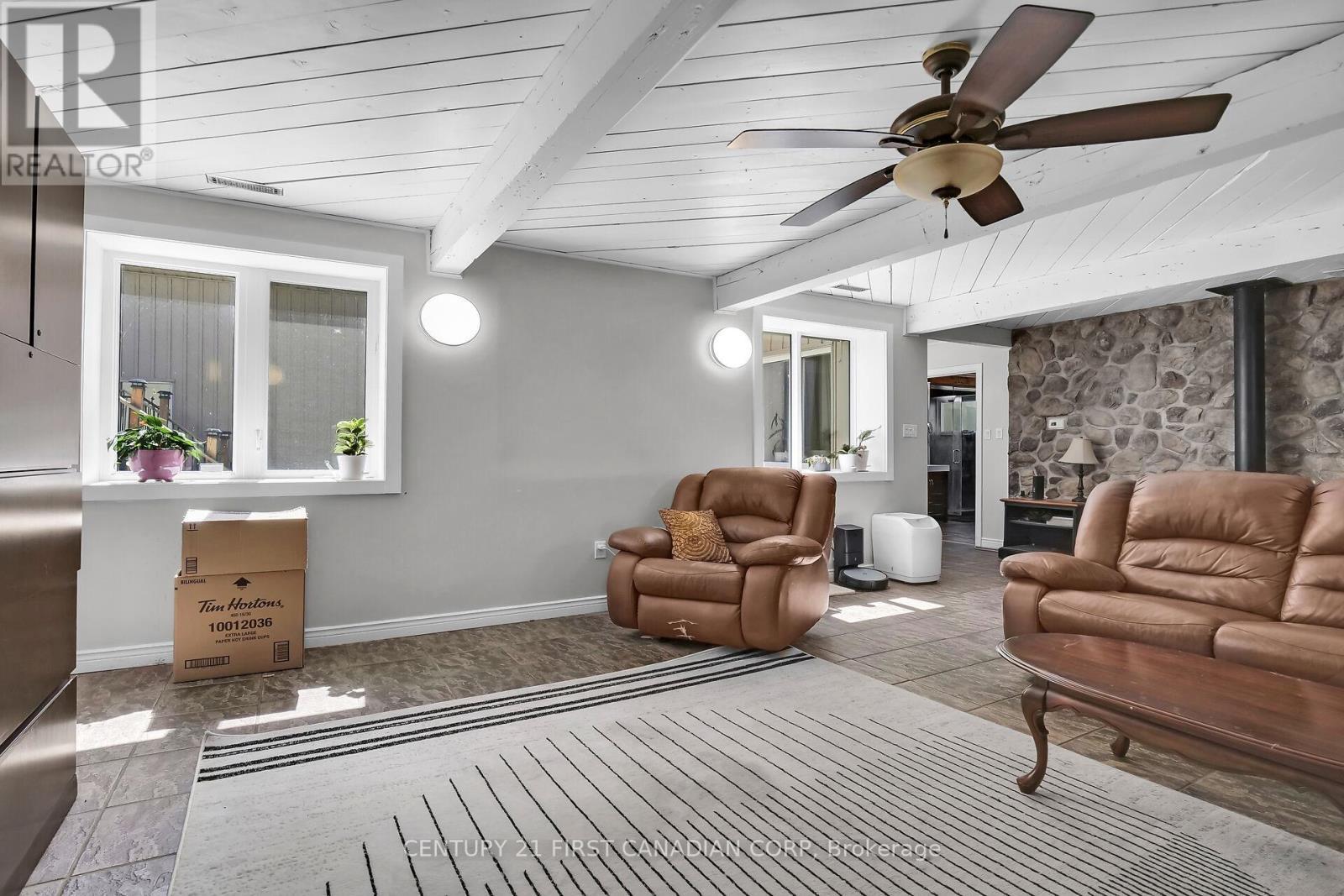 23992 Denfield Road, Middlesex Centre (Denfield), ON - Indoor