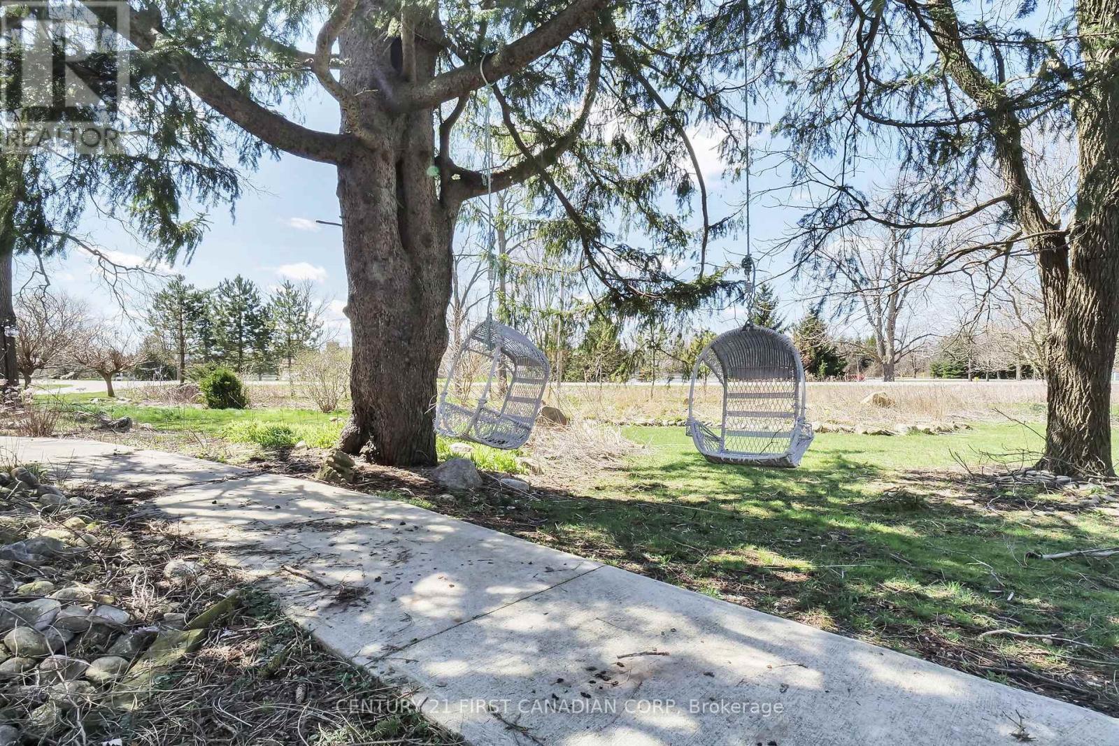 23992 Denfield Road, Middlesex Centre (Denfield), ON - Outdoor