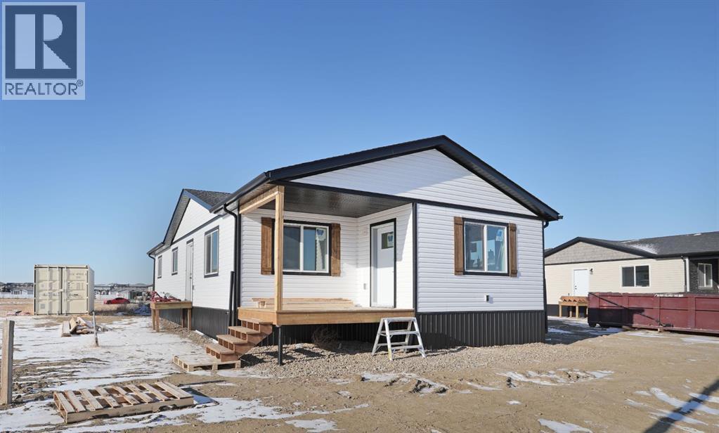 94 Meadowplace Drive, Brooks, AB - Outdoor