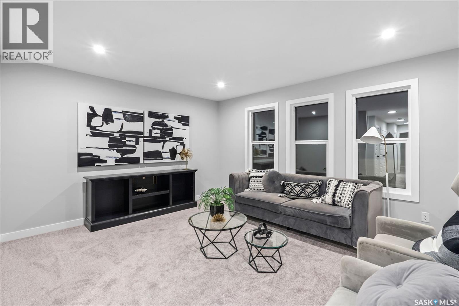 102 Kostiuk Crescent, Saskatoon, SK - Indoor Photo Showing Other Room