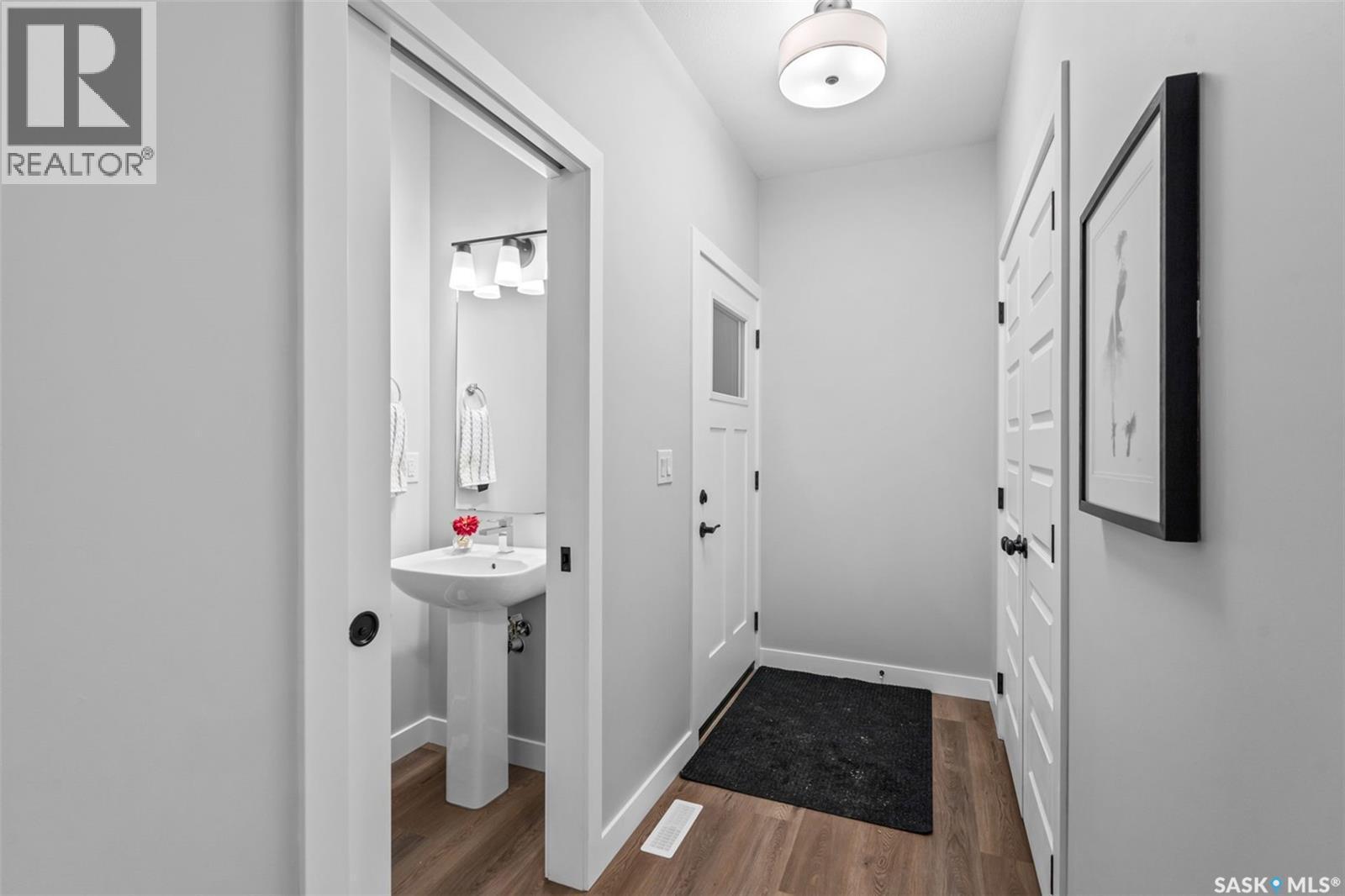 102 Kostiuk Crescent, Saskatoon, SK - Indoor Photo Showing Other Room