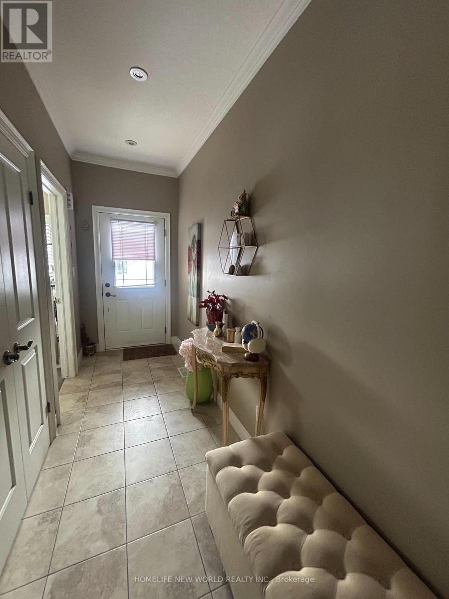 6 - 194 Donly Drive S, Norfolk, ON - Indoor Photo Showing Other Room