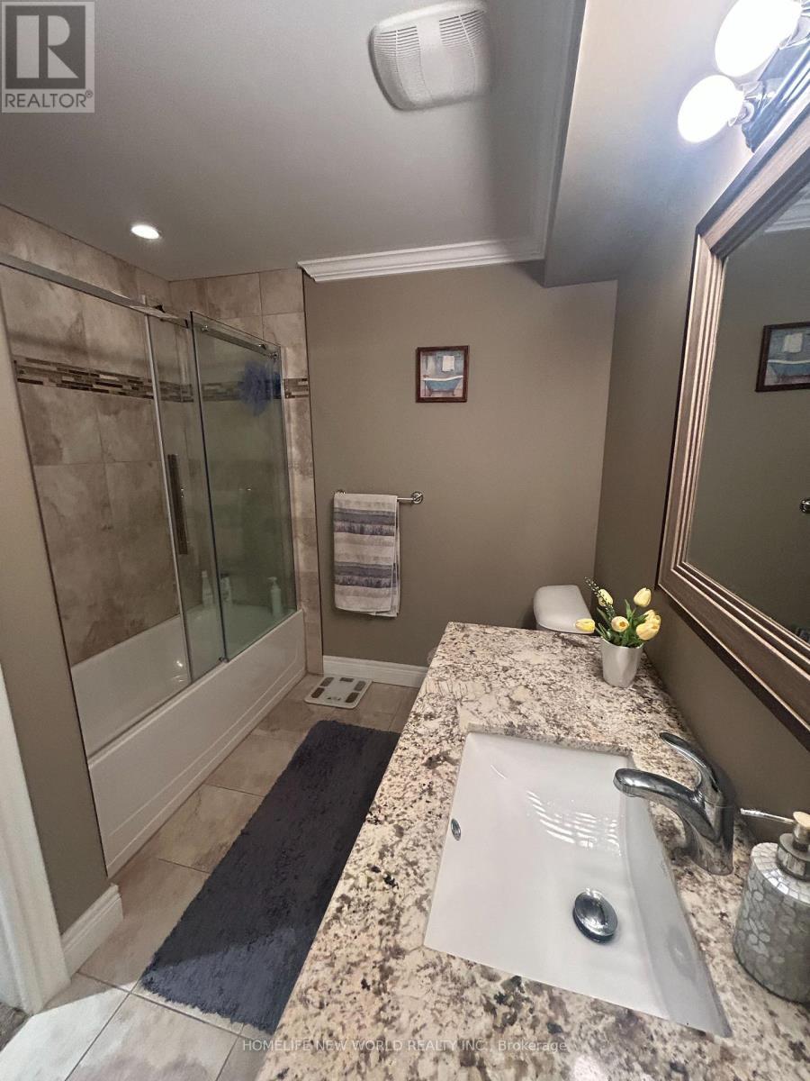 6 - 194 Donly Drive S, Norfolk, ON - Indoor Photo Showing Bathroom