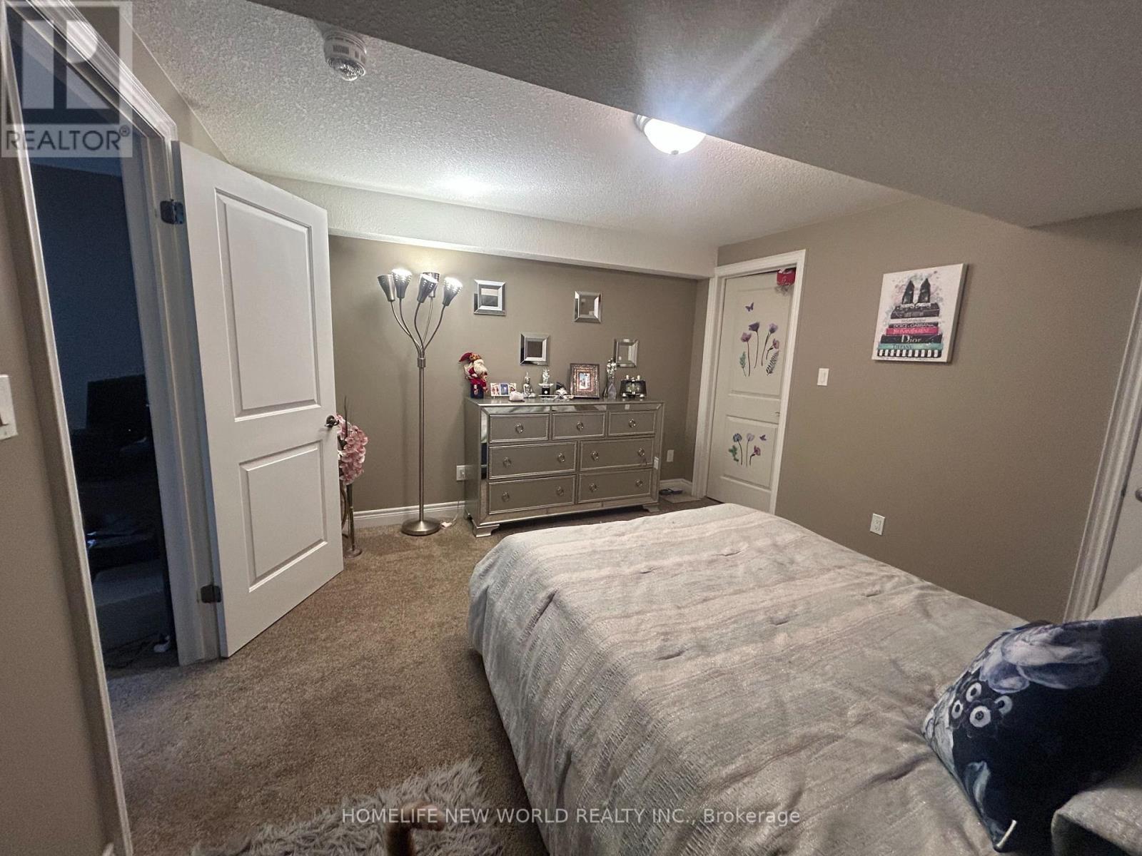 6 - 194 Donly Drive S, Norfolk, ON - Indoor Photo Showing Bedroom